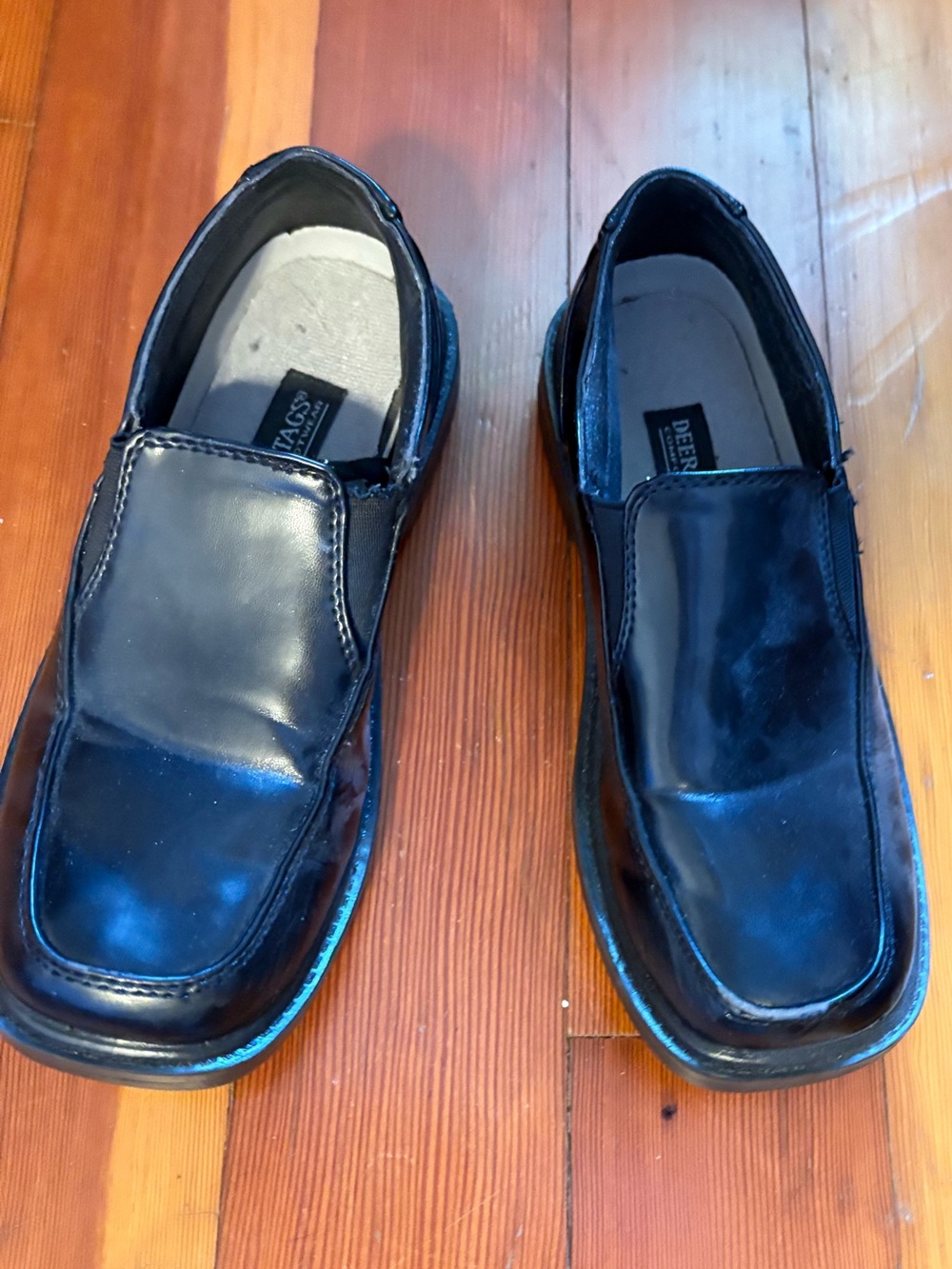 SOLD Boys' Deer Stags Black Slip-On Dress Shoes size 2.5.
